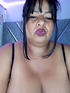 Chatroom XXX en direct de RosenRot07