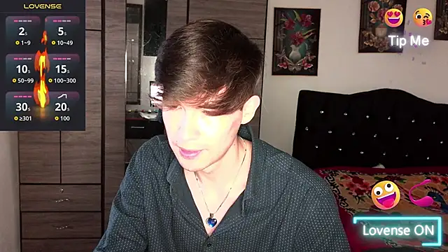 samael1107 élő XXX-chatje