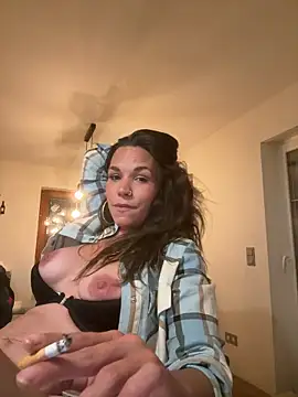 Lady_Knaller Pertunjukan Webcam