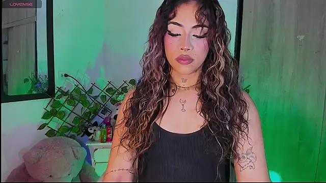 Devil_Kitsa live XXX chat