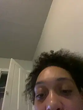 Velvetraexo's Webcam Show