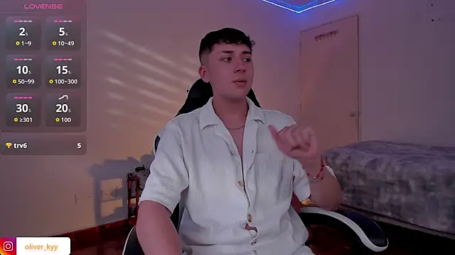 Show de OLIVER_K na webcam