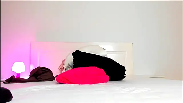 XXX chat uživo modela Aidasina