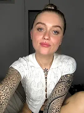 XXX chat uživo modela Goldi159