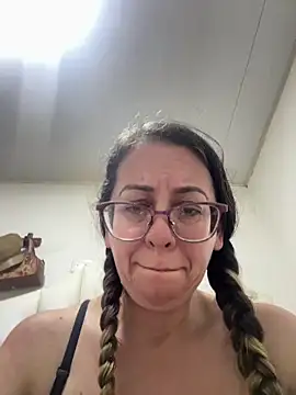 XXX chat uživo modela miss_hanna07