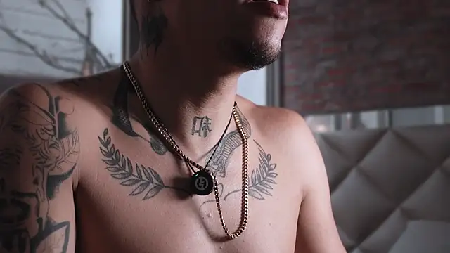 AlphaMasterXxx 라이브 XXX 채팅