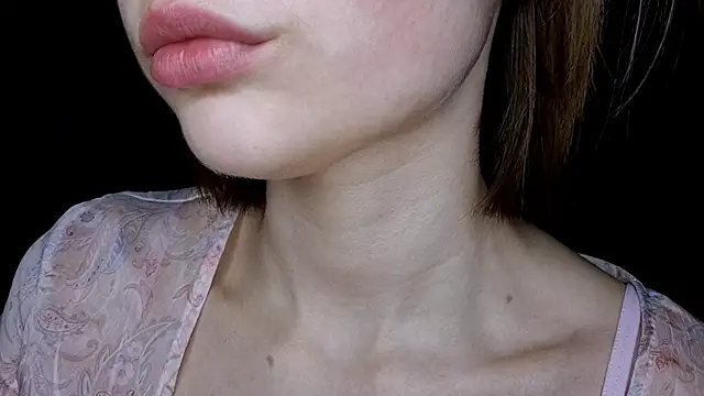 ExitedTrothのライブXXXチャット