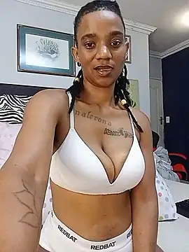 XXX chat uživo modela JANIELEE8XXXXX