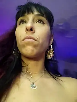 XXX chat uživo modela misscectito13