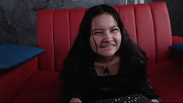 _kita Adlı Modelin Canlı XXX Sohbeti