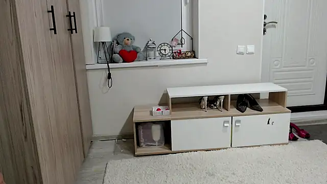 increible_della লাইভ XXX চ্যাট