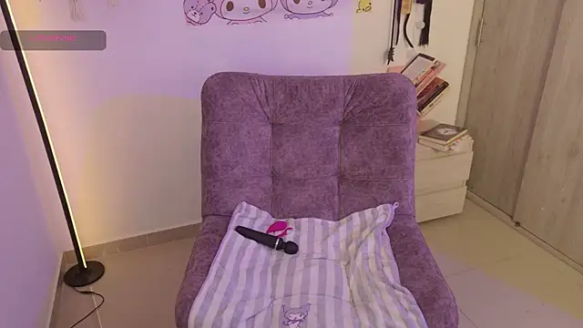 Chat XXX en directo de Loving_Ema_1