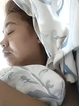 xTheLastVIRGINx Chat XXX live