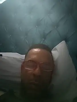 Онлайн чат XXX latinmartin73