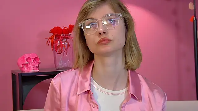 Chatroom XXX en direct de MerlinMeyer