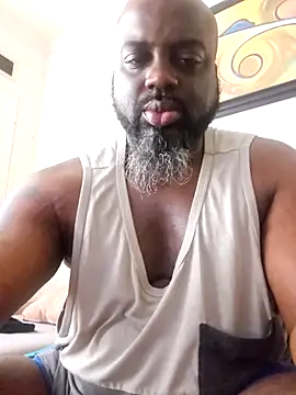 ceedevon13 Show in webcam