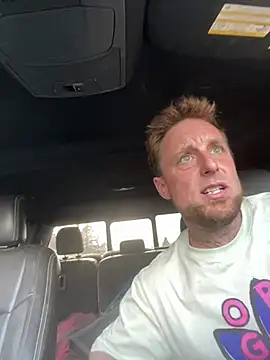 Pokazy przed kamerką – WIDBIGWHITECOCK