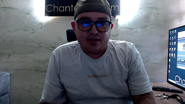 Вебкам-шоу maximo_daddy