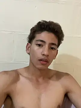 Gaby1823 webcam show