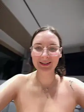 The_Snowwhitee Webcamshow