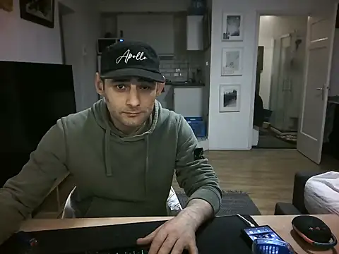 Chat +18 de mihaimichael ao vivo