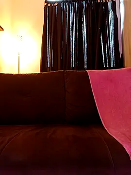 ArturoloverのライブXXXチャット