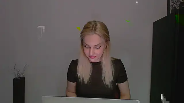 Lia_noo_regrets Chat XXX live