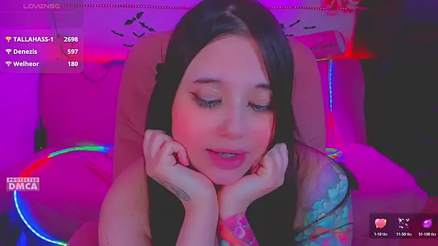 Chat +18 de Lolisuccub ao vivo