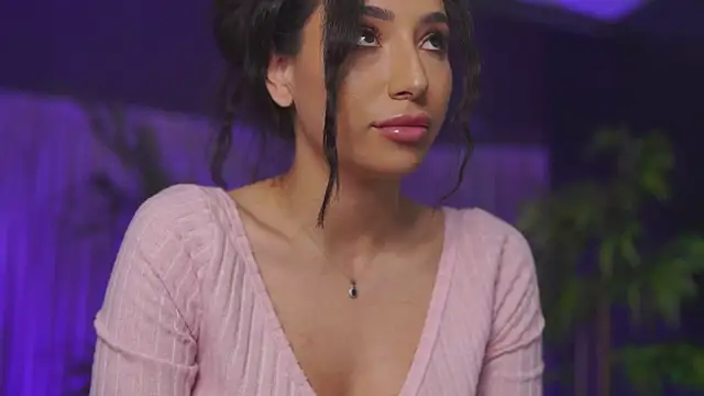 GinaValentinna Chat XXX in diretta