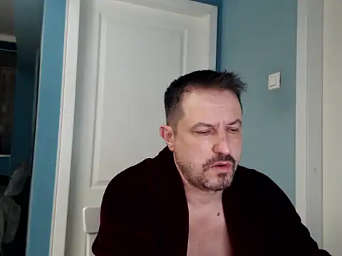 MisterFaithRO's Live XXX Chat