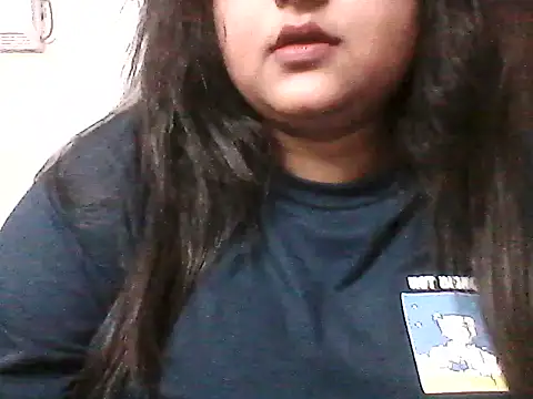 radhikkaa – Naživo XXX chat