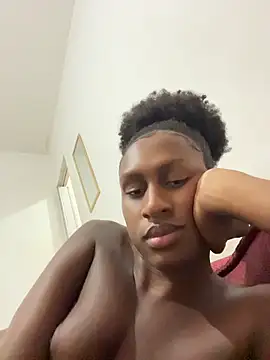 Show de cremelyy na webcam