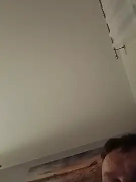 Show modela Miro9 na web-kameri