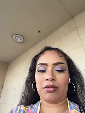 CarmelaAnthony Chat XXX in diretta