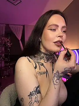 Mariiiiiway 现场XXX聊天