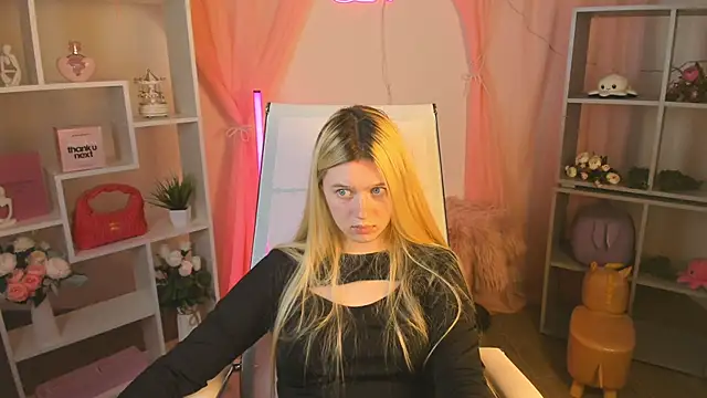 CelestineMauriac 现场XXX聊天