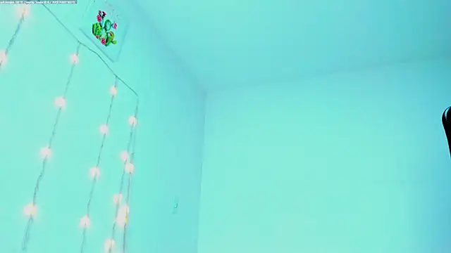 Chat +18 de monica_little23 ao vivo