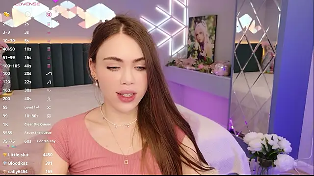 MimiForceのライブXXXチャット