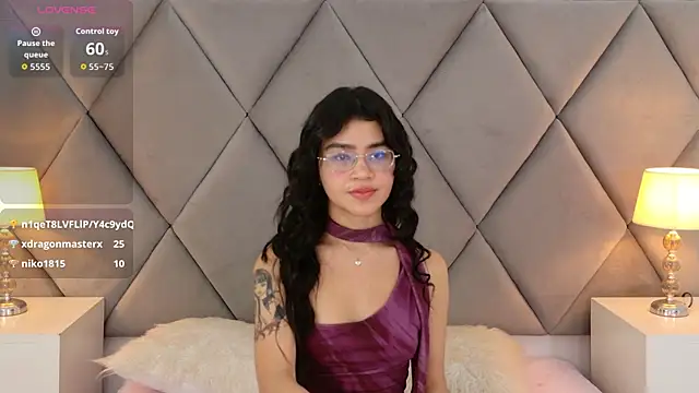 Živý XXX chat OliviaDiaz