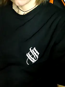 Aashikalaa's Live XXX Chat