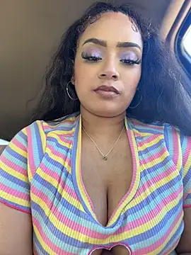 CarmelaAnthony Chat XXX in diretta