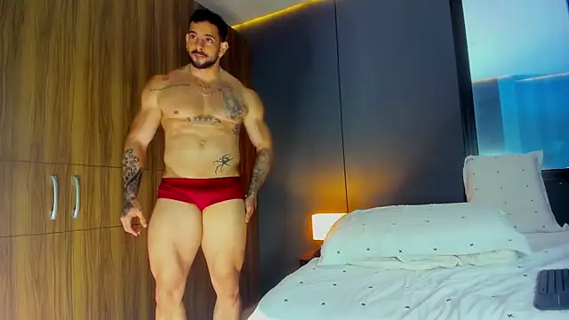 massimo_visconti Adlı Modelin Canlı XXX Sohbeti