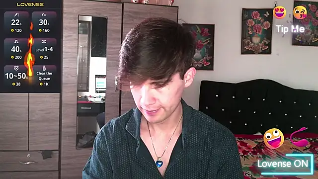 samael1107 Adlı Modelin Web Kamerası Şovu