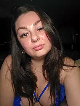 BaddieBellaUK Adlı Modelin Canlı XXX Sohbeti