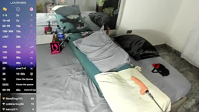 Benjamin_Buster 即時 XXX 聊天