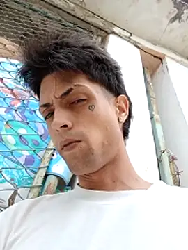 CubaxxxPeneGrande: онлайн-секс-чат