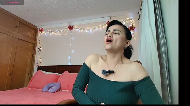 ISABEEL_SOFIA01 Chat XXX in diretta