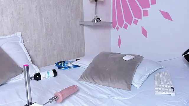 miiaa_m1 élő XXX-chatje