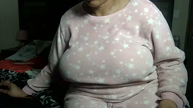 Živý XXX chat BigButt-MomJ75