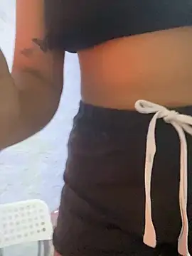 Kittybrown18's Live XXX Chat